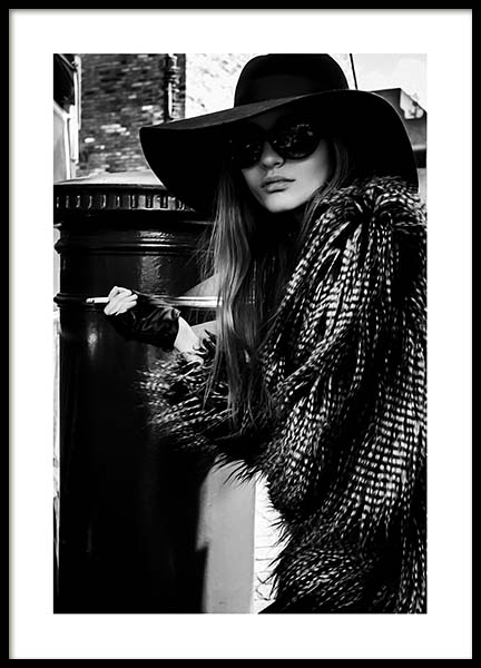 Lady In The Hat Poster nel gruppo Poster / Bianco e nero  presso Desenio AB (10163)