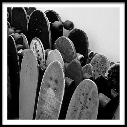Rows Of Skateboards Poster nel gruppo Poster / Quadri per bambini presso Desenio AB (2067)