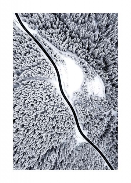 Winter Road Poster nel gruppo Poster / Natura presso Desenio AB (3577)