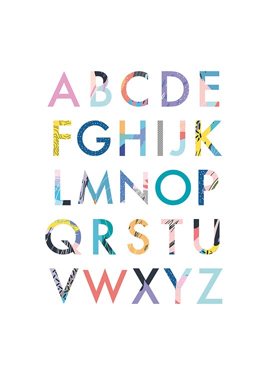 - Poster con l'alfabeto in lettere colorate su sfondo bianco.