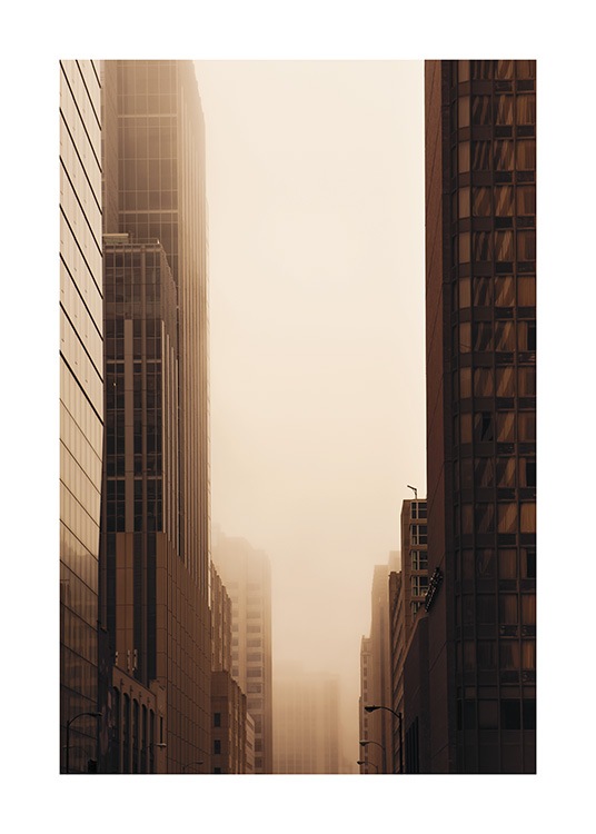  – Fotografia di nebbia tra grattacieli