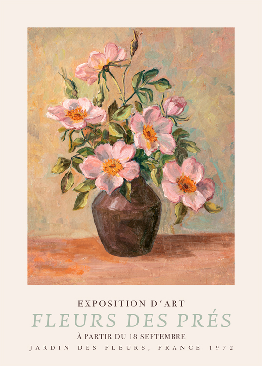  – Dipinto che ritrae un bouquet di fiori rosa in un vaso su sfondo colorato con un testo al fondo
