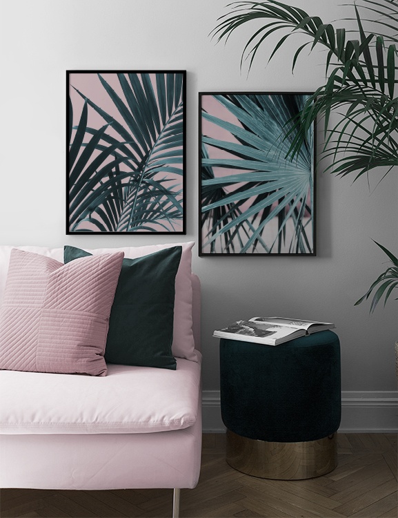Soggiorno elegante, tema tropicale in verde e rosa